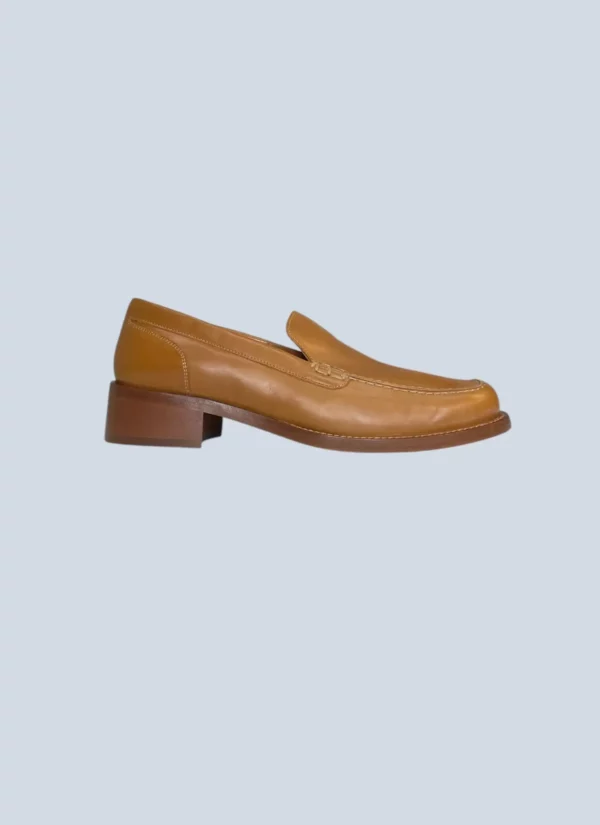 <b>Loro Piana</b><br> mocassini in pelle liscia tacco blocco, 36.