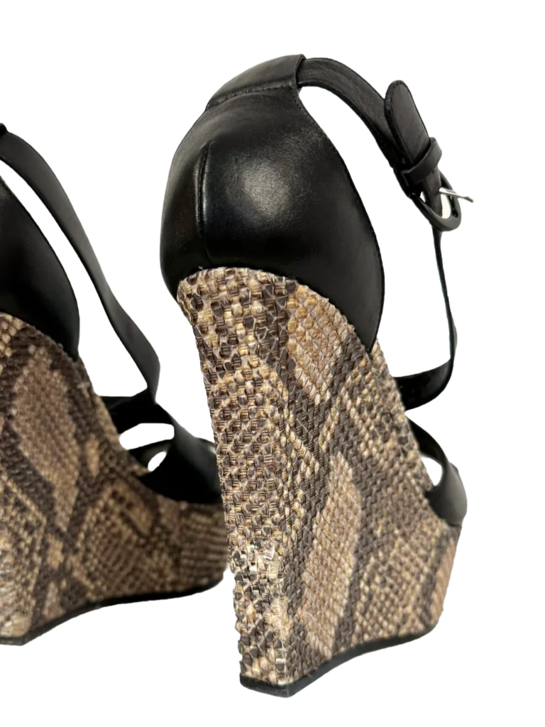 Exotic leather wedge sandals, photo 5 of 6