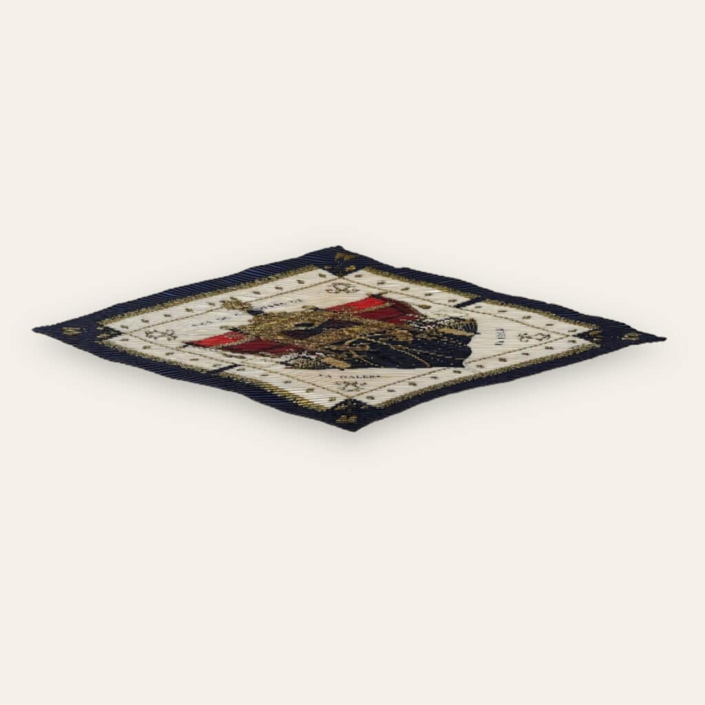 Foulard in seta plissè “La Galère”., foto 3 di 4