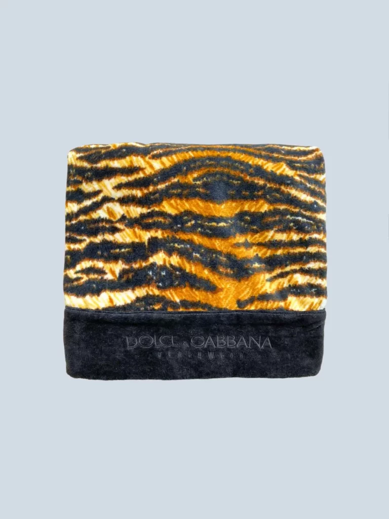 Animal print beach towel, photo 2 of 4