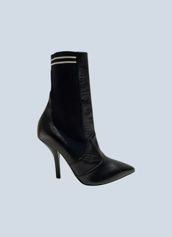 <b>Fendi</b> <br> stivaletti Rococó in pelle e tessuto, 38,5.