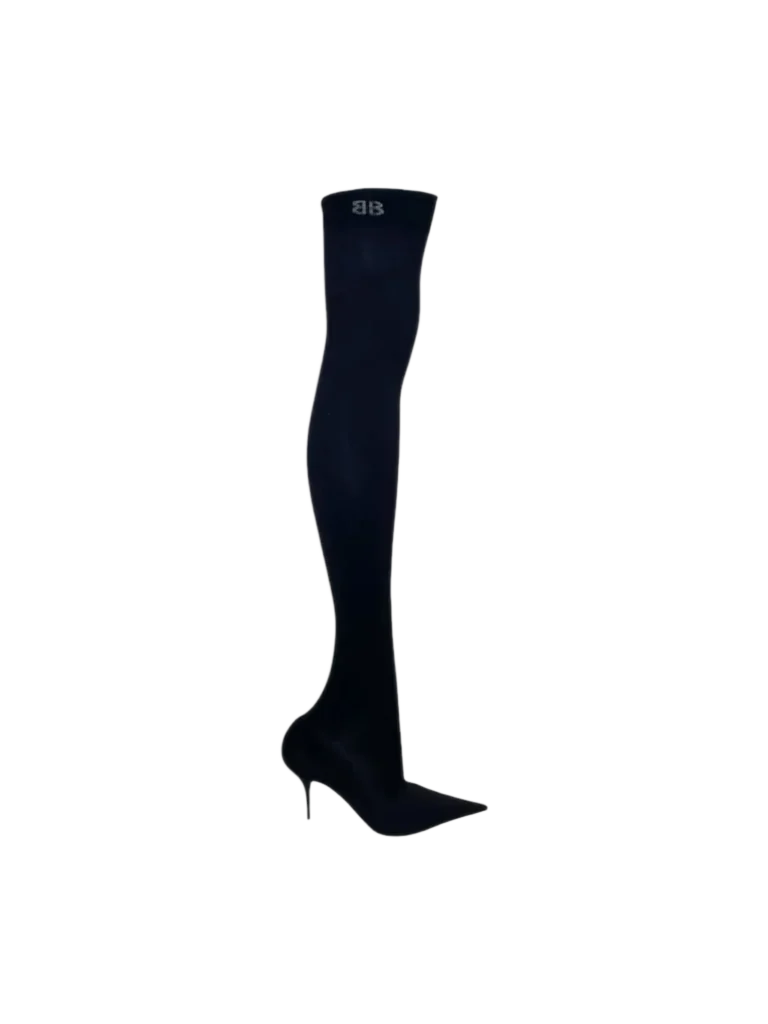 Socks boots in fabric.