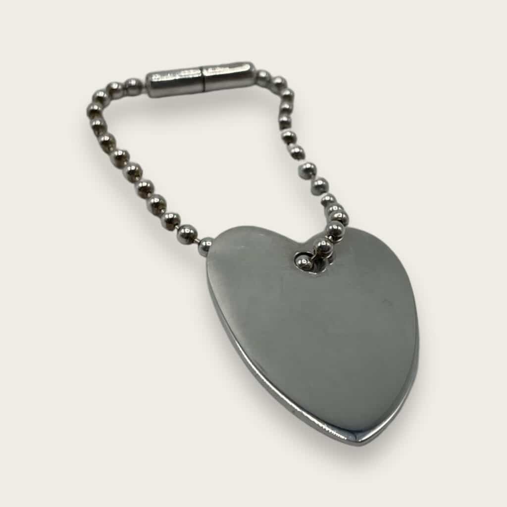Portachiavi con charm in argento a cuore., foto 2 di 3