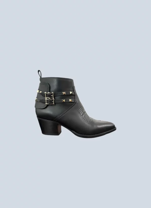 <b>Valentino</b> <br> stivaletti in pelle con borchie e ricami, 38.