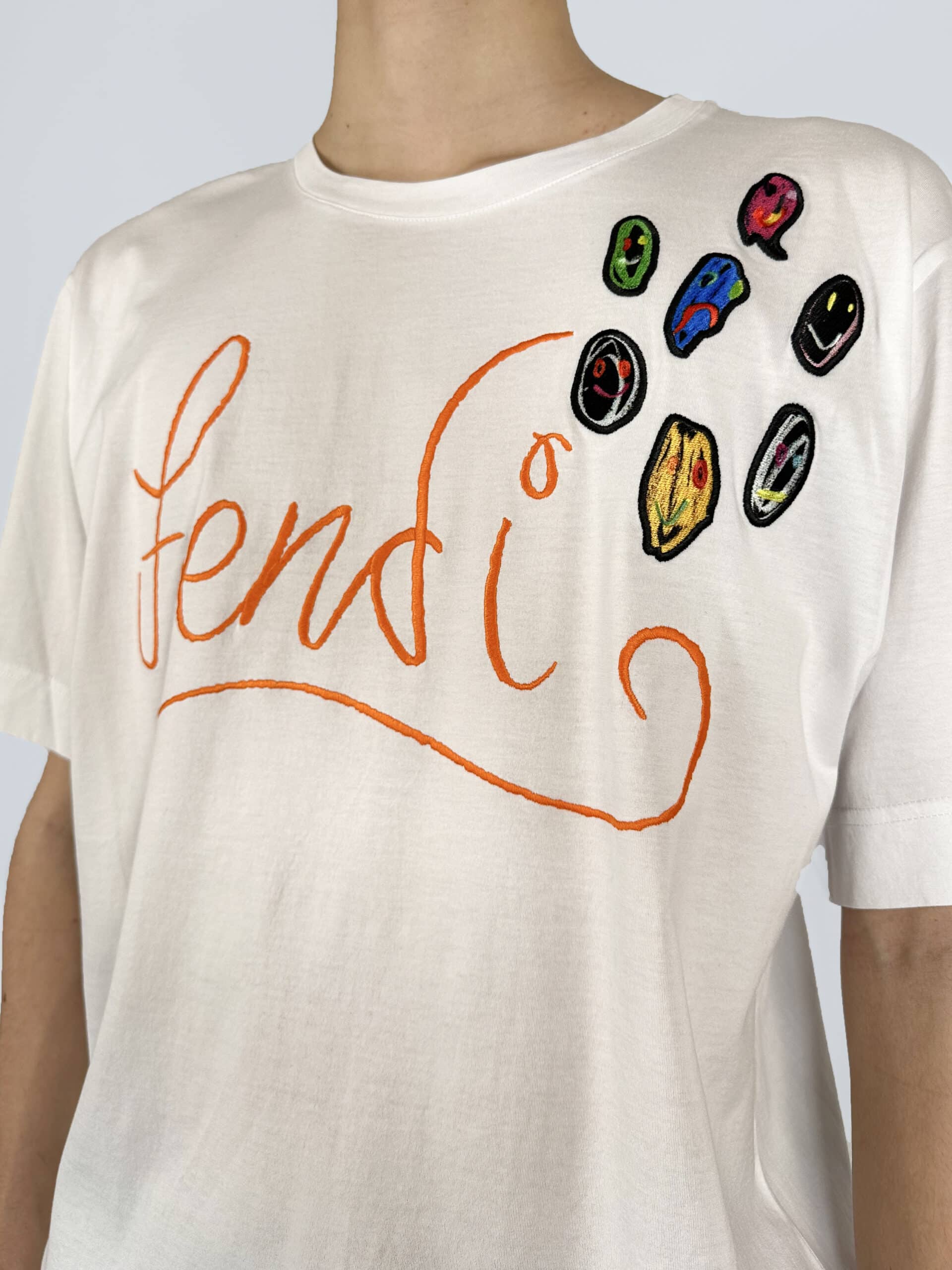 Fendi t shirt bianca logo arancione
