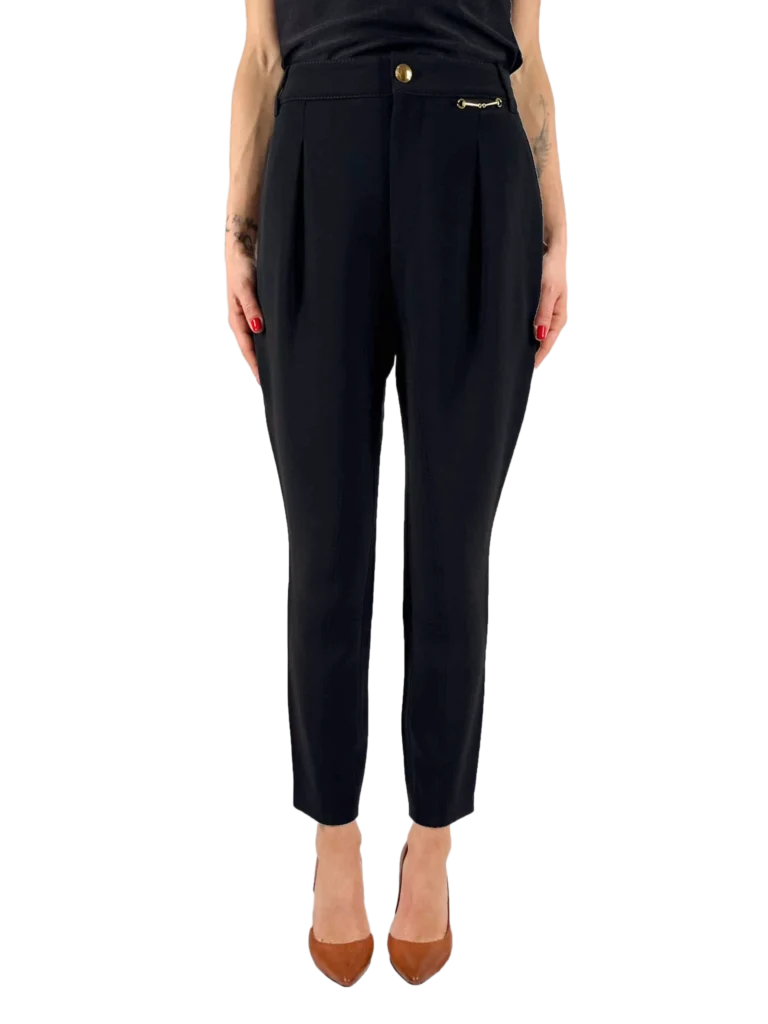 Viscose cigarette trousers with clip.
