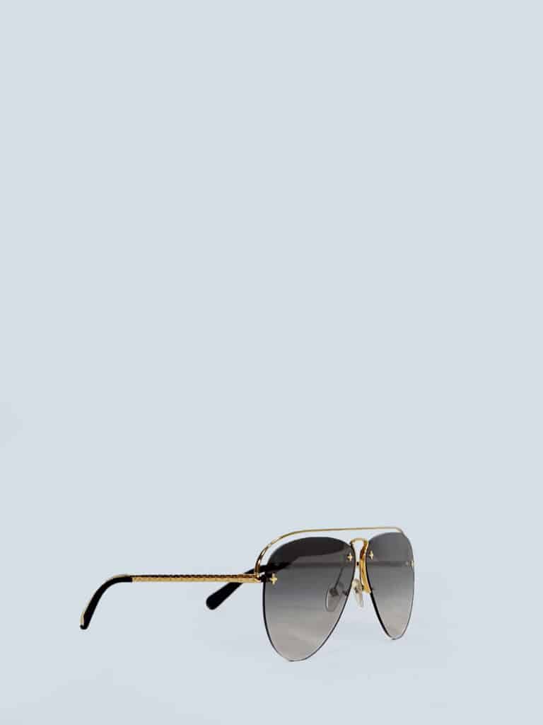 <b>Louis Vuitton</b> <br> occhiali da sole aviator.
