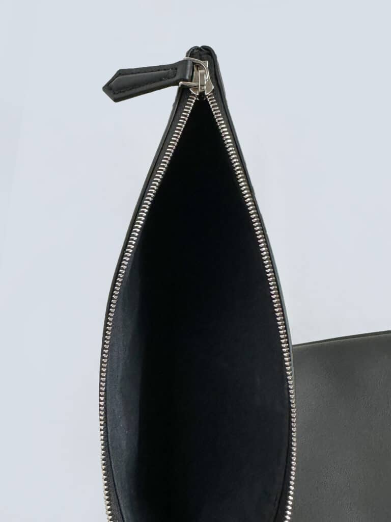 Triplette leather and pearl handbag, photo 4 of 6