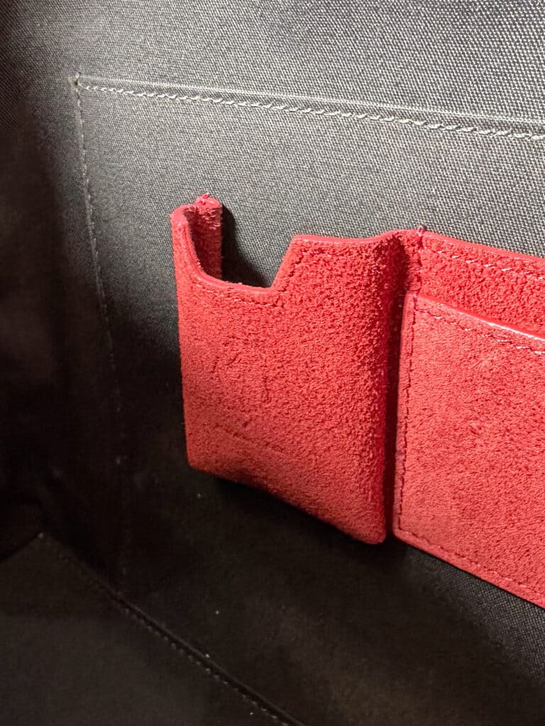 Borsa a tracolla in pelle scamosciata., foto 10 di 10