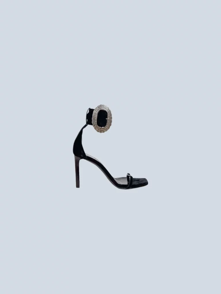 Sandali in suede e metallo, 38.5.