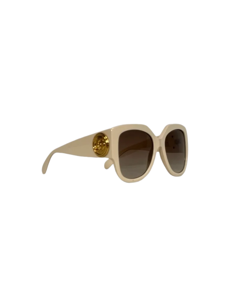Oversize acetate sunglasses.