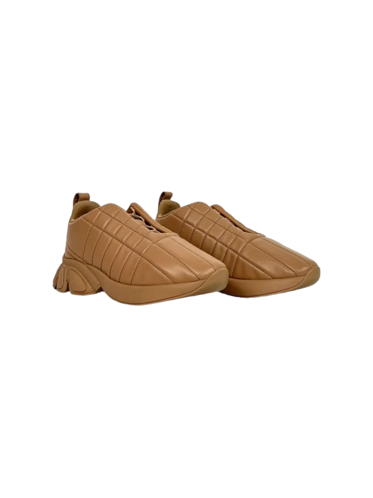 Sneakers trapuntate in pelle., foto 2 di 5