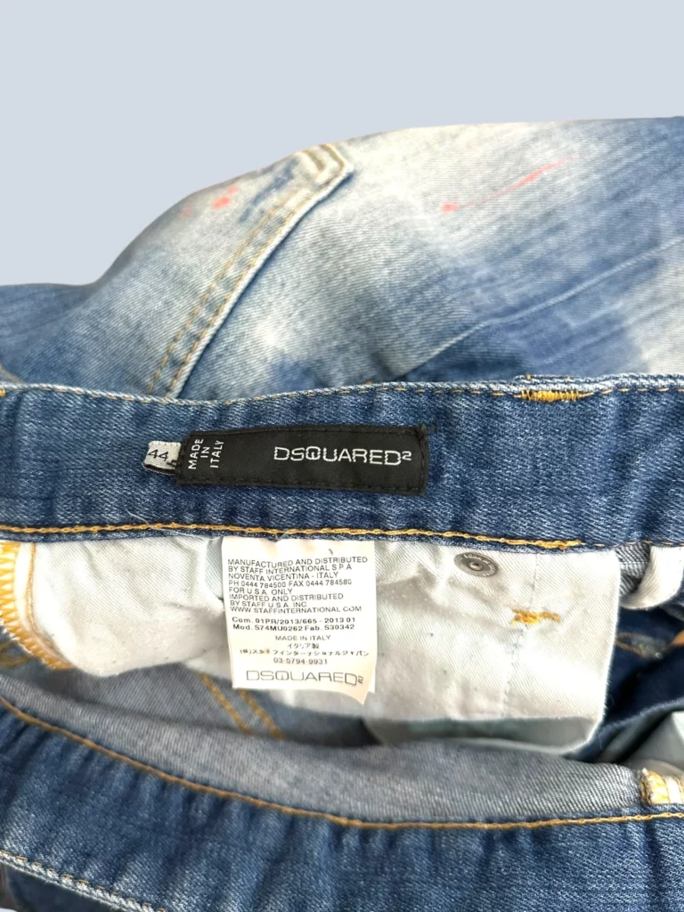 Bermuda in denim delavè con logo, 44., foto 5 di 5