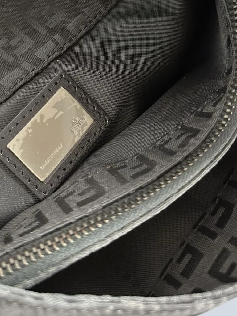 Borsa a spalla in nylon monogram Zucchino., foto 8 di 8