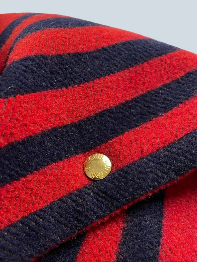 Poncho Karakoram in lana, 40 fr., foto 4 di 6