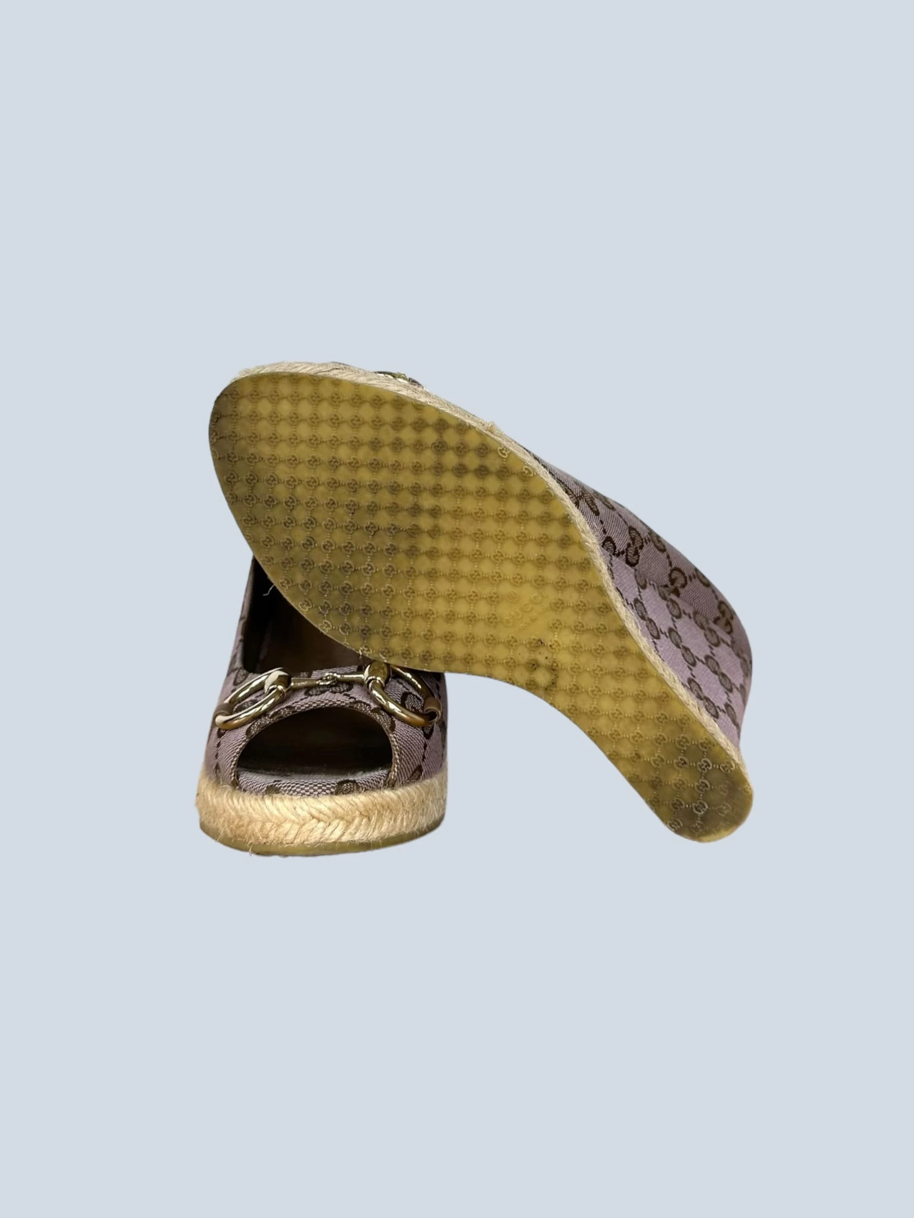 Gucci sandali con zeppa Charlotte Horsebit in tela monogram 38