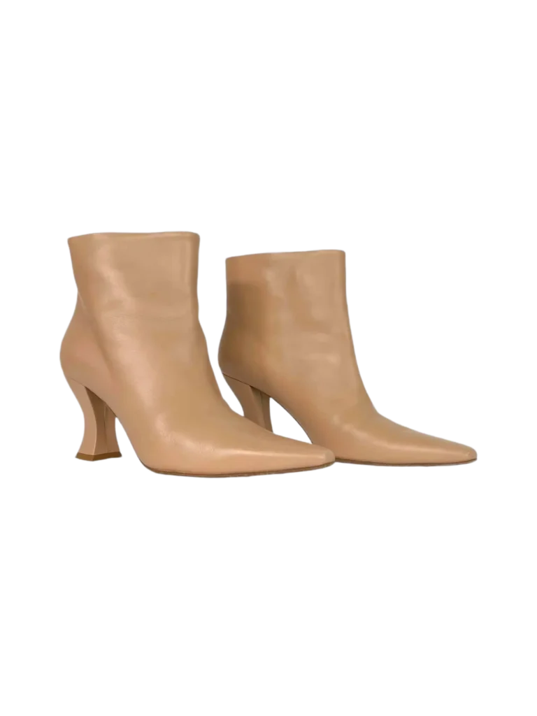 Leather ankle boots, photo 2 of 8