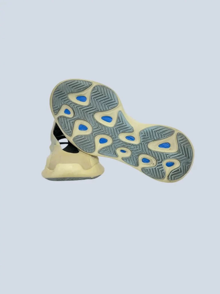 700 V3 Azael, sneakers in gomma e mesh, 39,5., foto 5 di 6