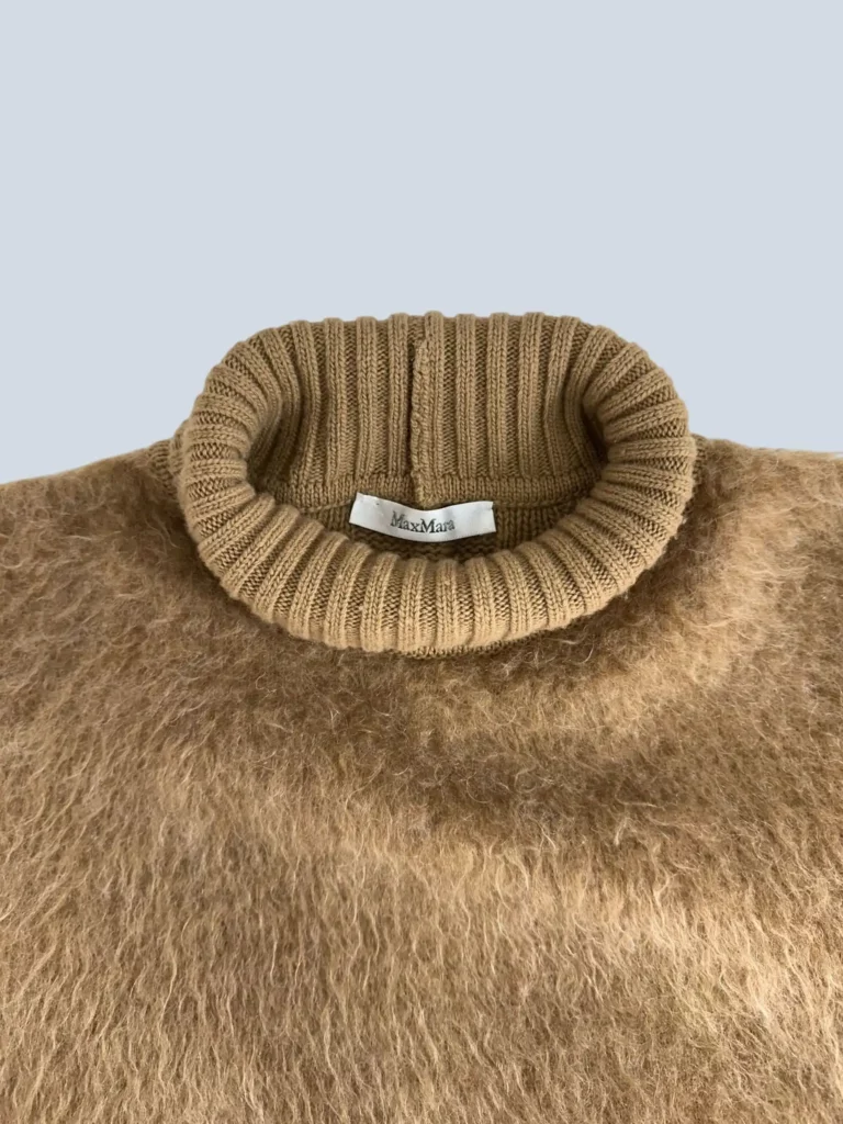 Maglione a collo alto in lana di cammello, S., foto 4 di 4