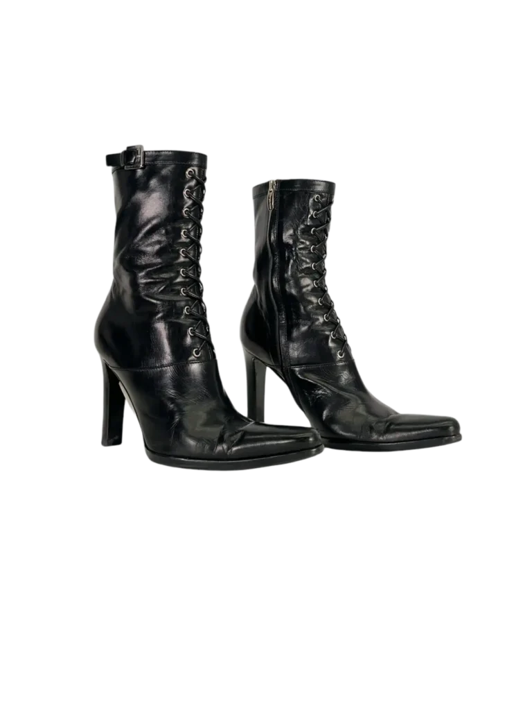 Smooth leather heeled ankle boots, photo 5 of 9