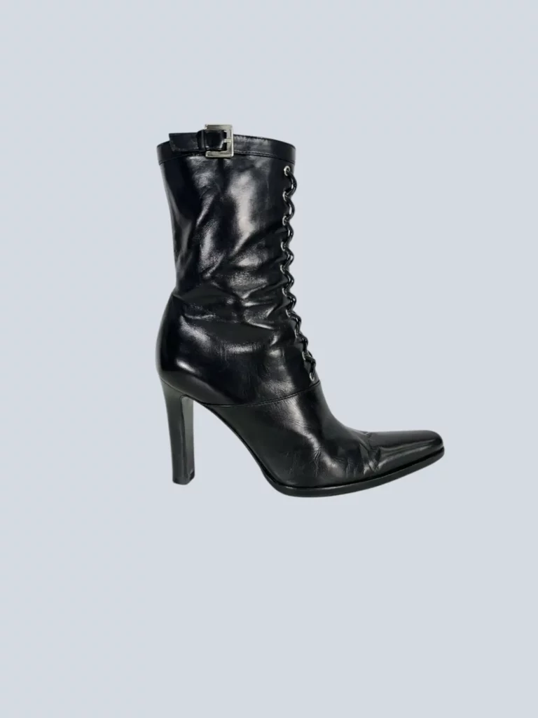 Stivaletti con tacco in pelle liscia, 37,5.