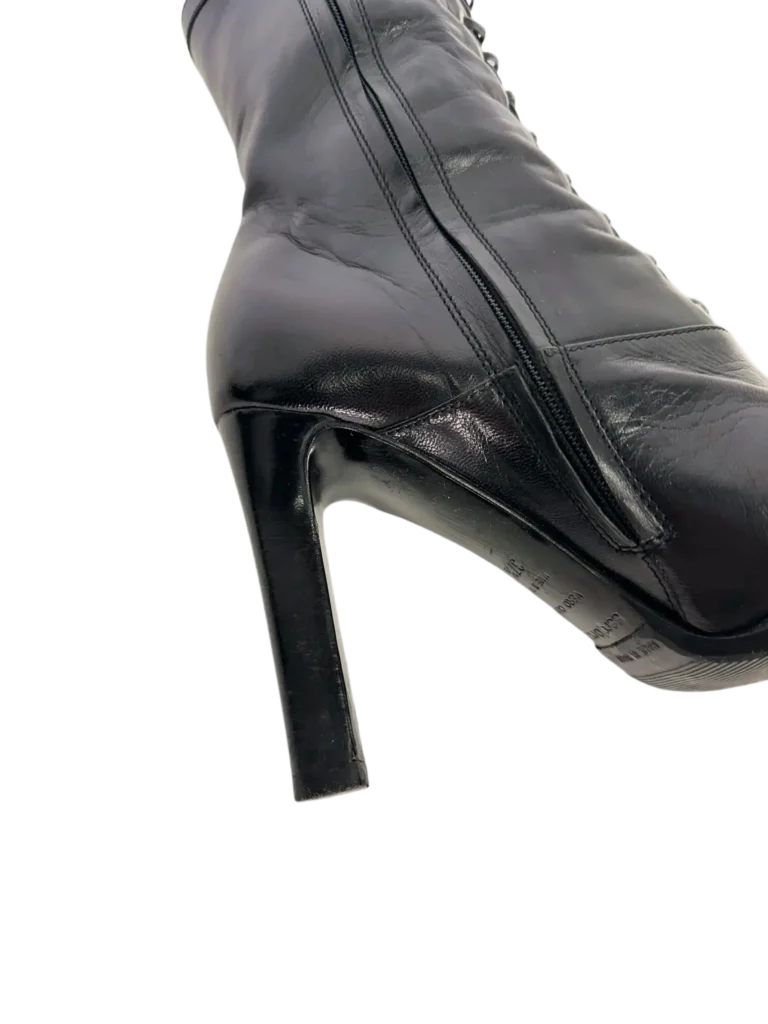 Smooth leather heeled ankle boots, photo 8 of 9