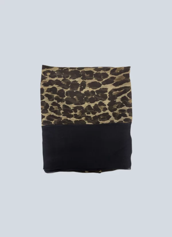 <b>Dolce&Gabbana</b> <br> foulard in seta leopardato.