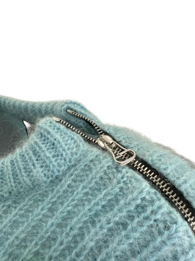 Maglione lungo in misto mohair motivo rombi e paillettes., foto 7 di 11