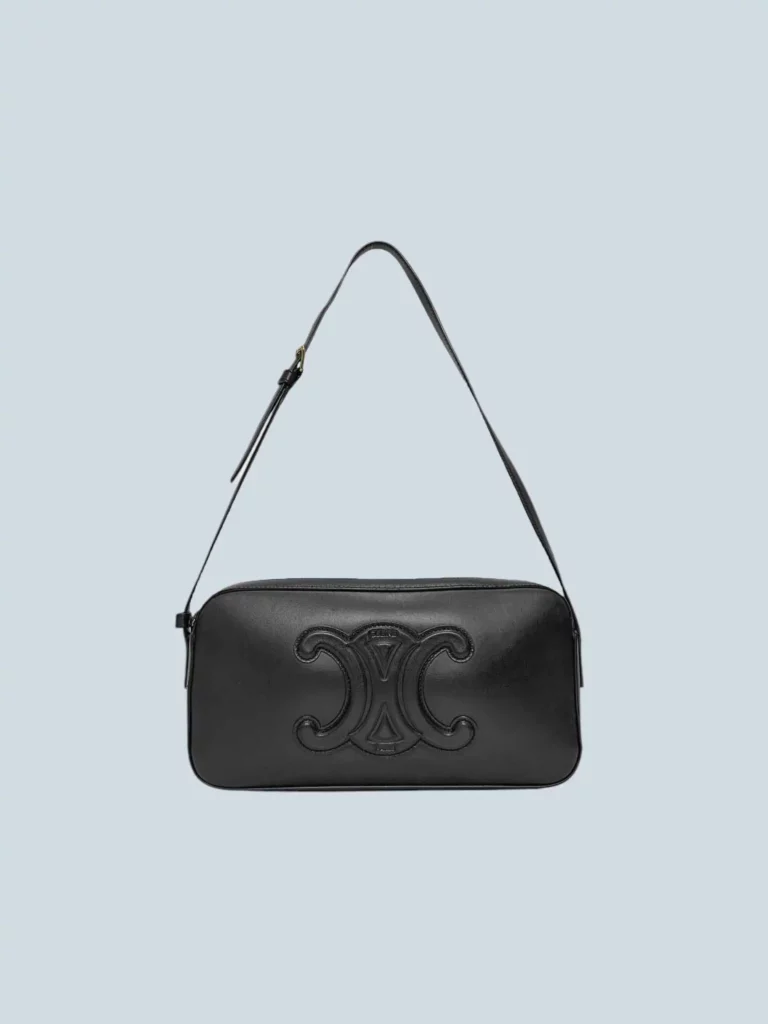 Borsa a spalla in pelle nera con logo.