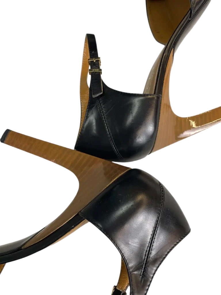 Décolleté in pelle con cinturino., foto 8 di 8