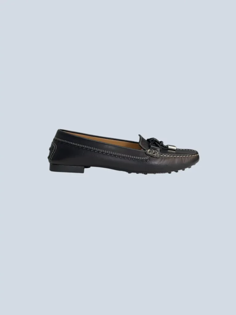 Gommino leather loafers, 39.