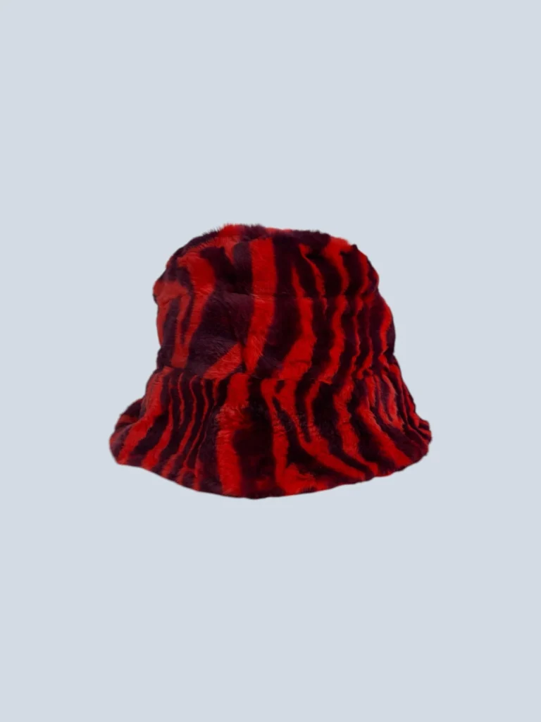 Cappello bucket in pelliccia, M.