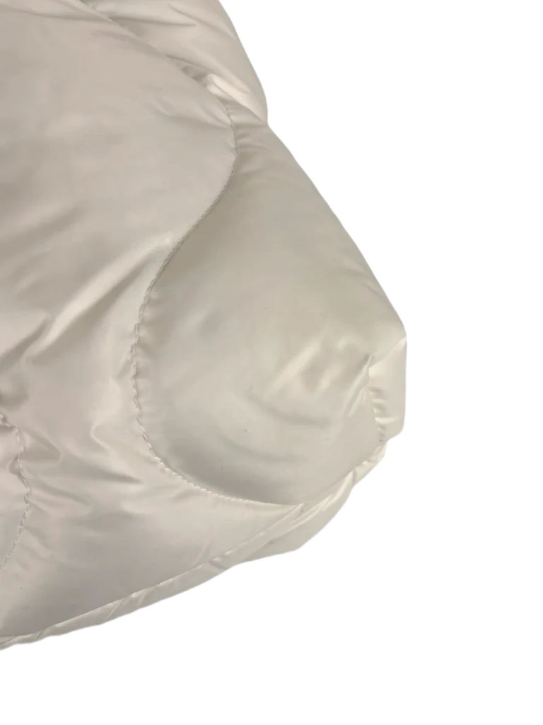 Padded nylon shoulder bag, photo 7 of 9