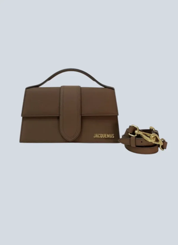 <b>Jacquemus</b><br> borsa a tracolla Le Grand Bambino in pelle Nabuk.