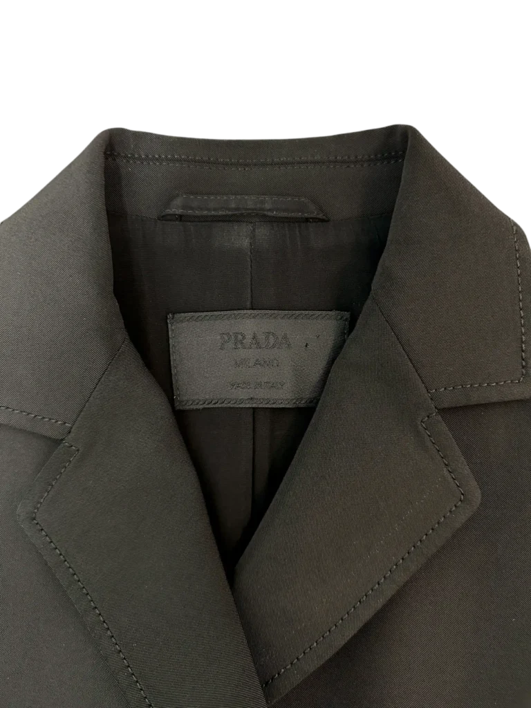Cappotto doppiopetto in nylon impermeabile., foto 5 di 7