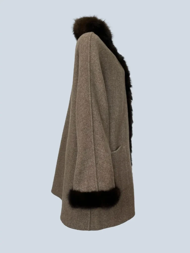 Cappotto lungo in cachemire e pelliccia reversibile, 48., foto 5 di 12