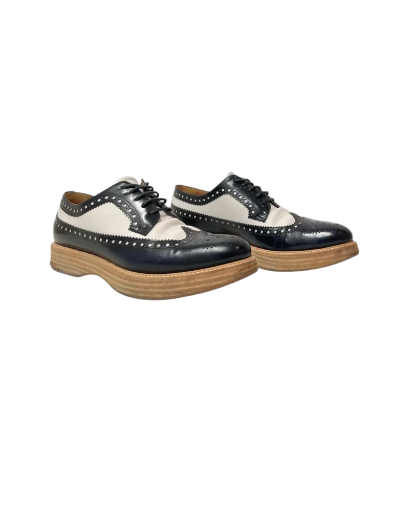 Leather lace-up shoes with rubber sole., photo 2 of 6
