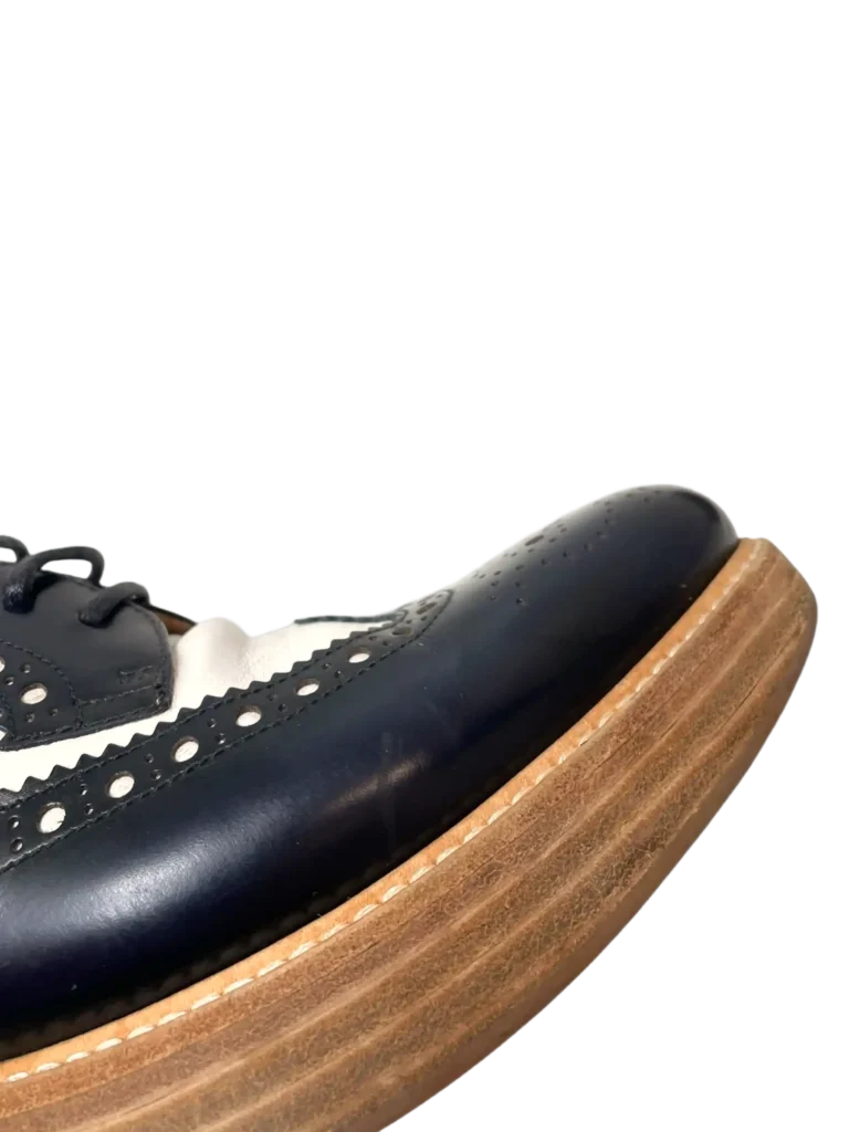 Leather lace-up shoes with rubber sole., photo 6 of 6