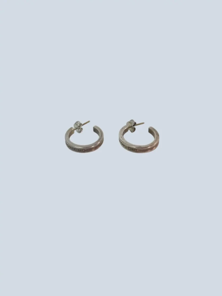 Orecchini a cerchio 1837 in argento.