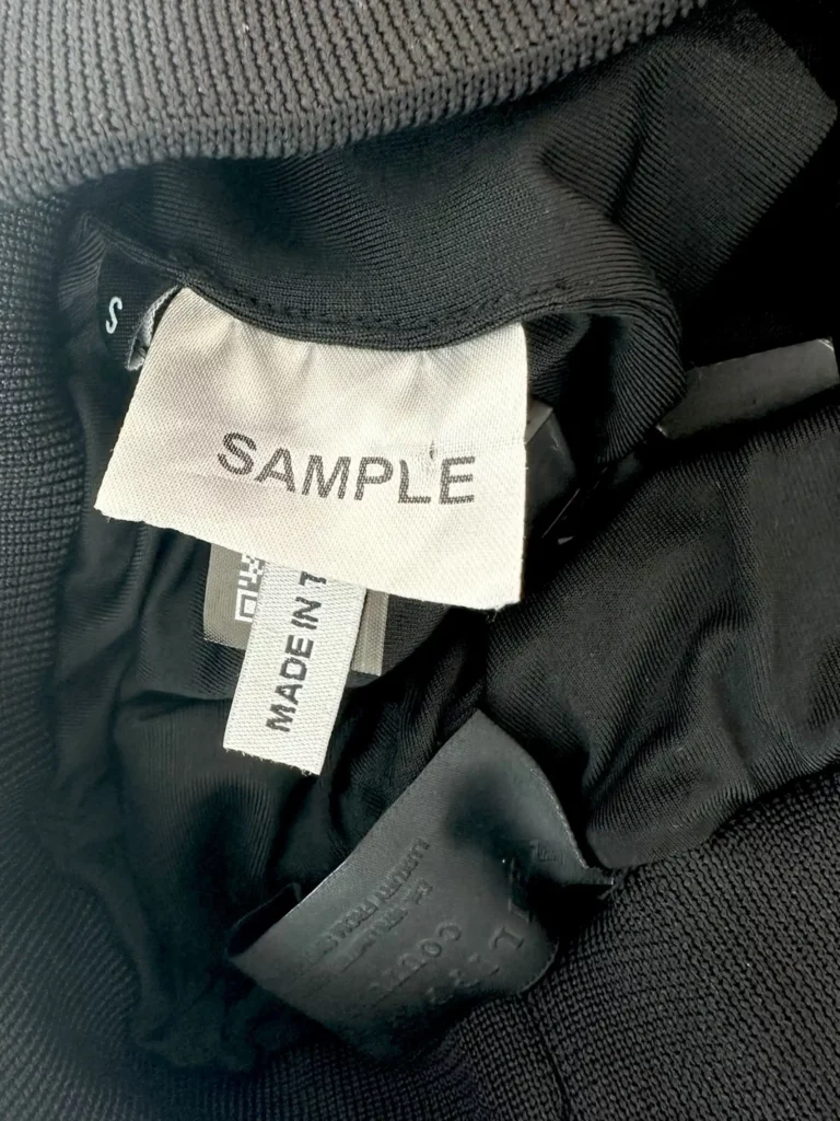 Pantaloni jogger con paillettes e bande logo, S., foto 5 di 7