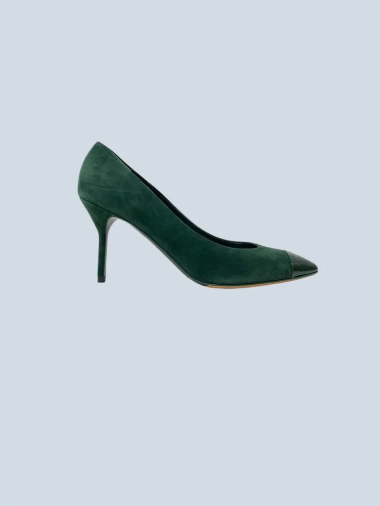 Décolleté in suede con punta in vernice, 38.