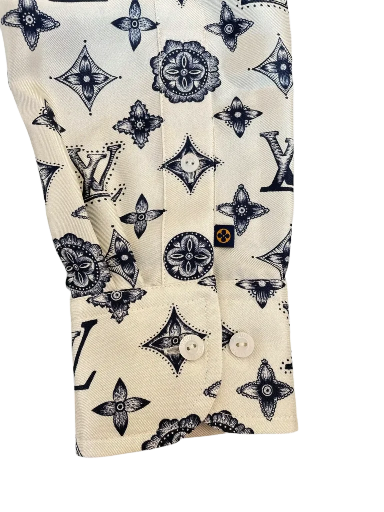 Camicia in twill di seta Monogram., foto 6 di 12