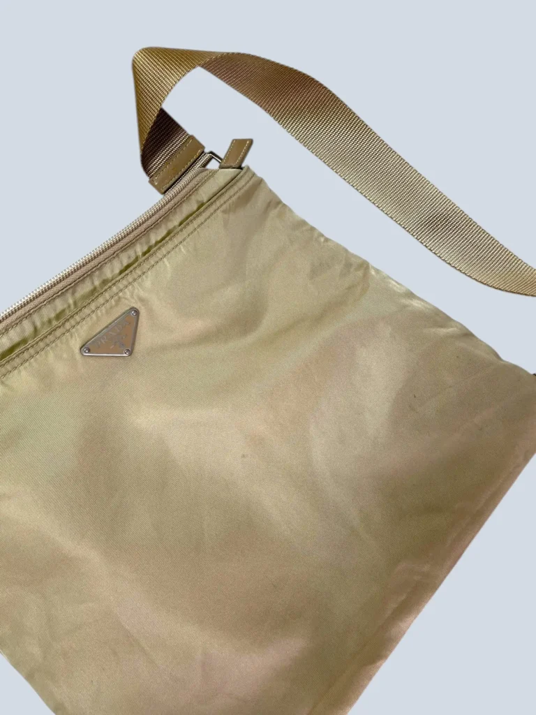 Borsa a tracolla in nylon., foto 9 di 12