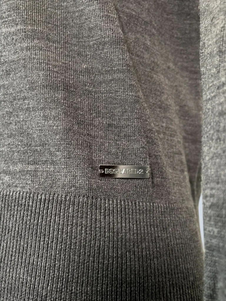 Maglione in fresco lana con scollo a V, L., foto 4 di 8