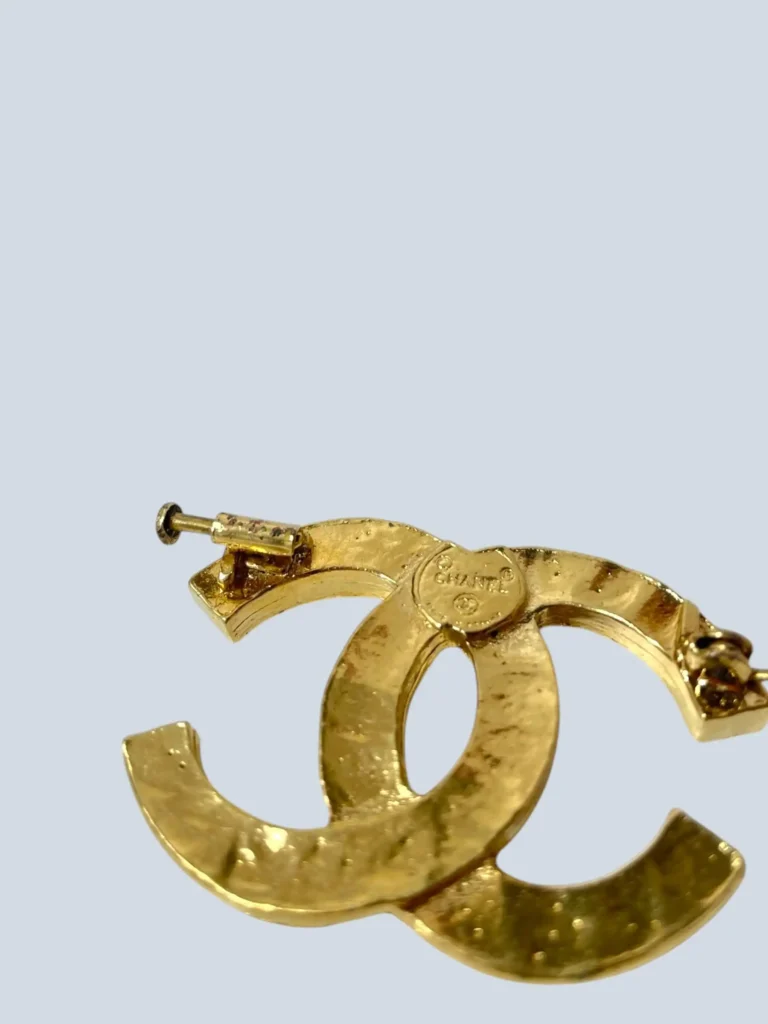 Gold-plated metal and rhinestone brooch, photo 3 of 4