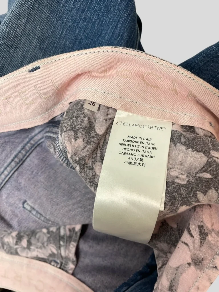 Pantaloni in denim distressed delavรฉ., foto 7 di 9
