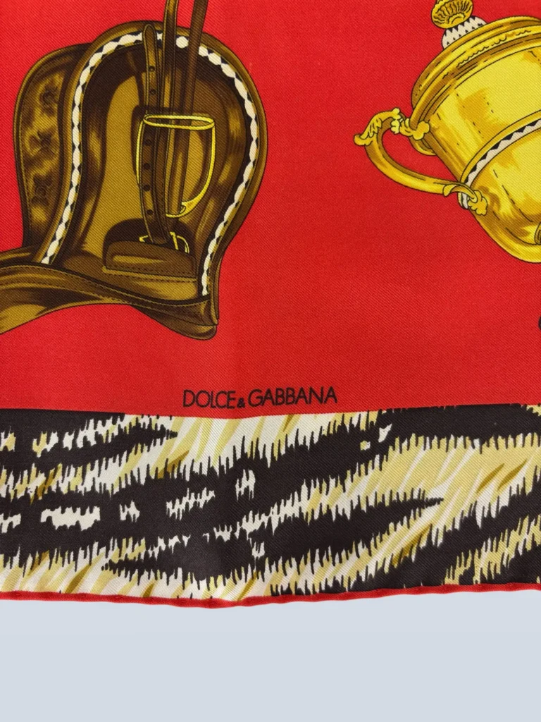 Carré in seta stampa equestre., foto 3 di 5