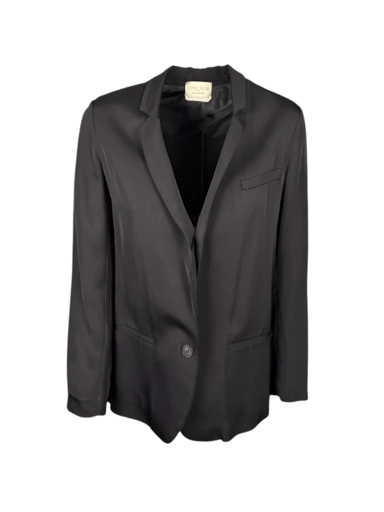 Viscose single-breasted blazer.
