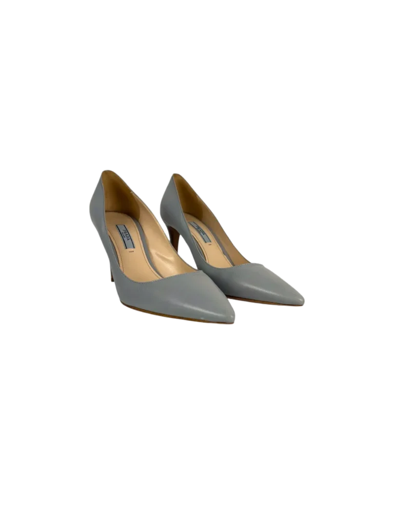 Leather pumps, photo 2 of 5