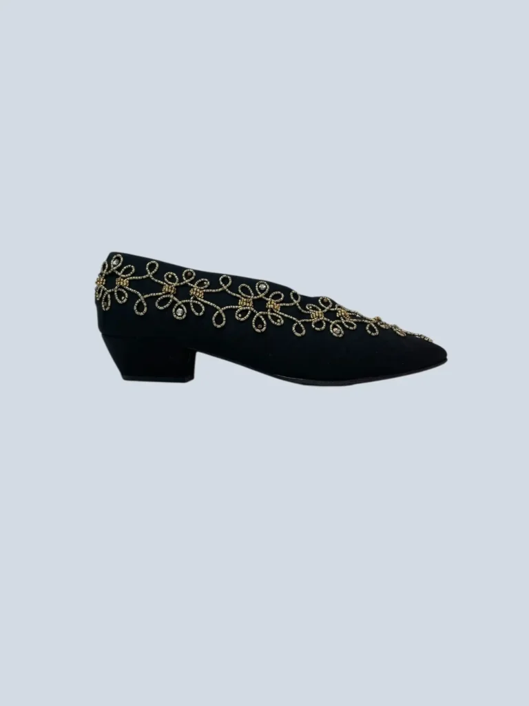 Ballerine con tacco in nylon con ricami, 37.